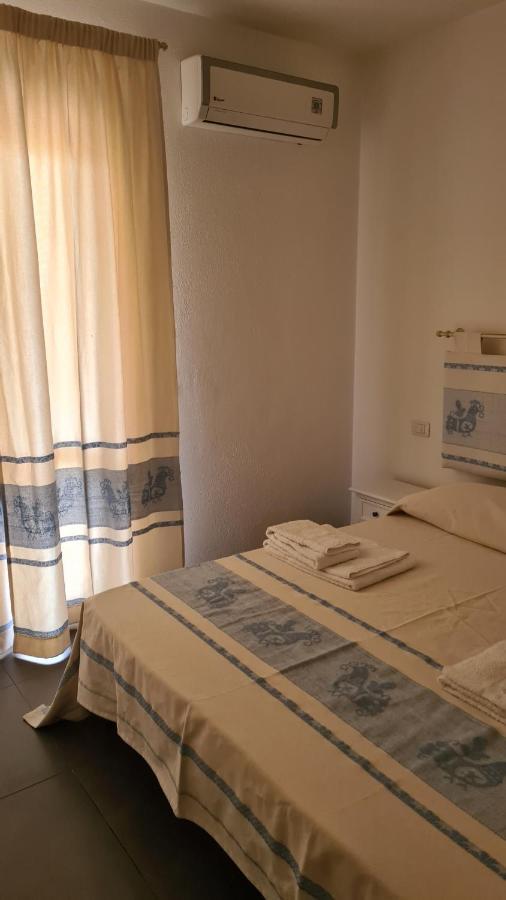 Red & Blue Rooms Olbia Esterno foto
